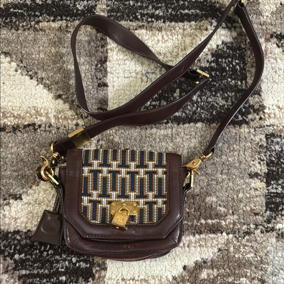 Tory Burch Handbags - Tory Burch Brown Leather Patterned Crossbody Bag